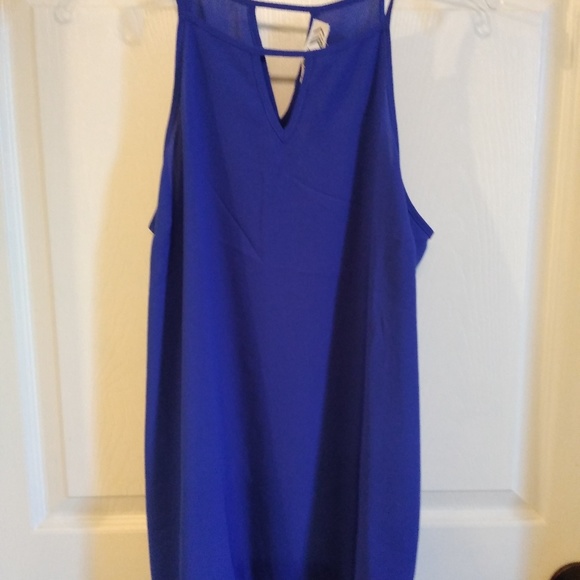 Sleeveless blouse - Picture 2 of 6